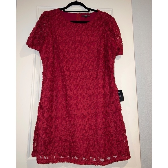 Lulus Dresses & Skirts - Lulus BURGUNDY RED DAINTY RUFFLE DRESS - SIZE XL